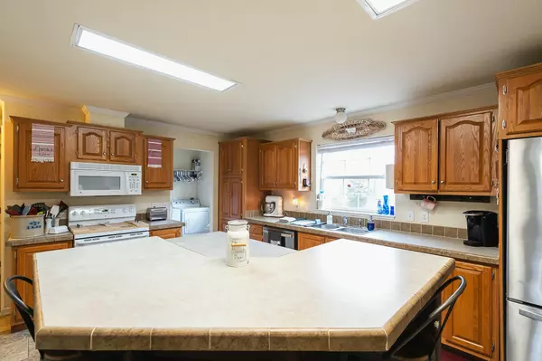 6216 County Road 1360 West Plains, MO 65775