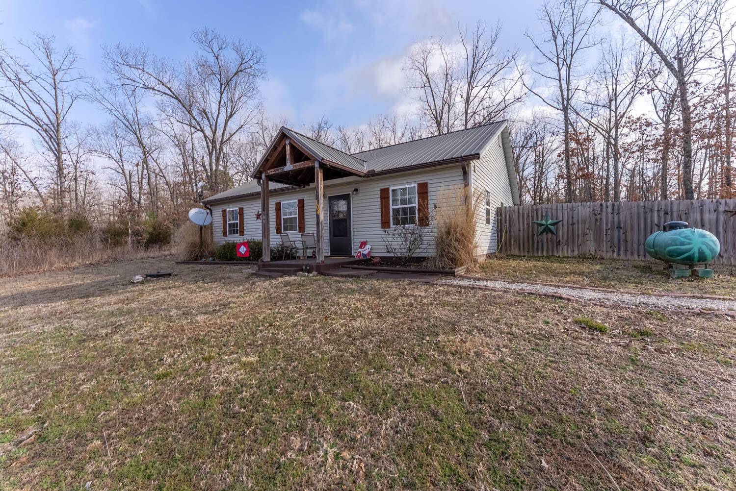 Highland, AR 72542,104 Dusty TRL