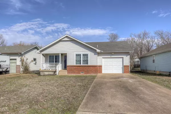 2911 W 16th ST, Joplin, MO 64804