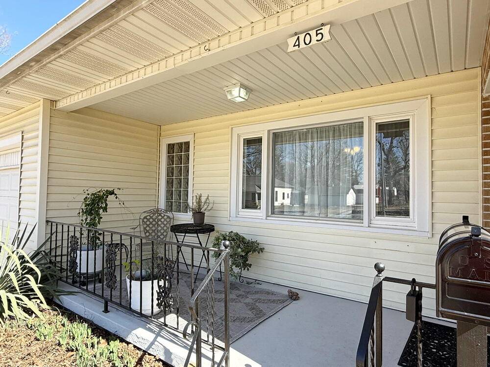 El Dorado Springs, MO 64744,405 N Main ST