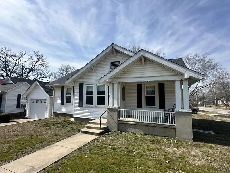 603 S Case ST, Carthage, MO 64836