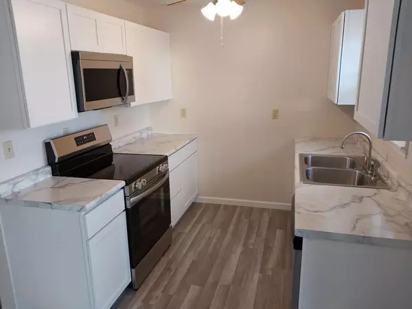 Hermitage, MO 65668,23006 Indian Lane