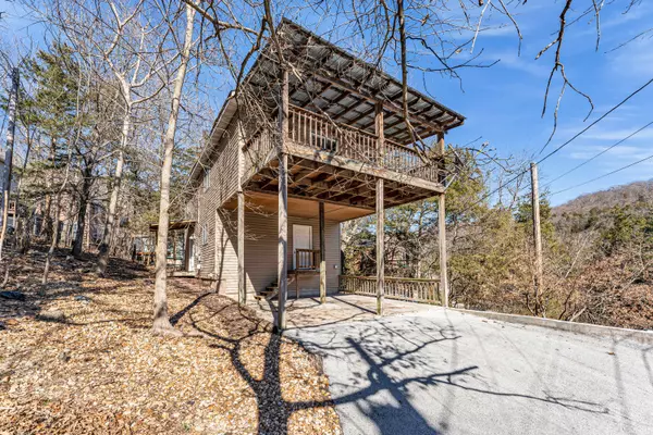 546 Lakewood RD, Branson, MO 65616