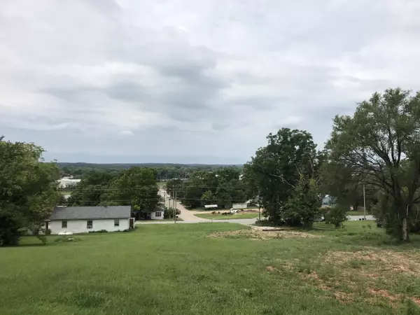 West Plains, MO 65775,1058 Lincoln AVE