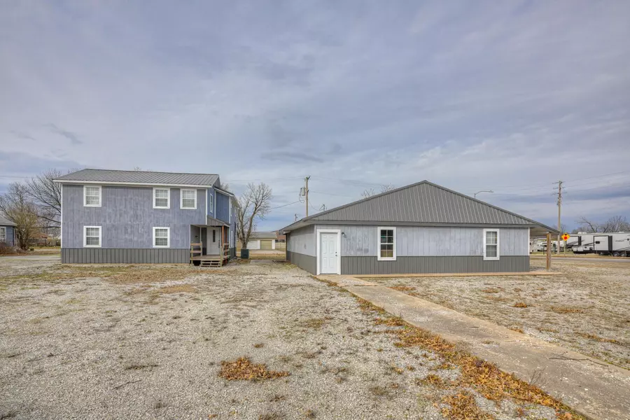 511 N East, Columbus, KS 66725