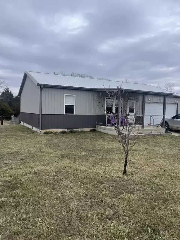 6609 County Road O-535, Ava, MO 65608