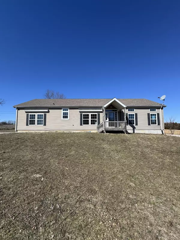 515 Red Top RD, Buffalo, MO 65622