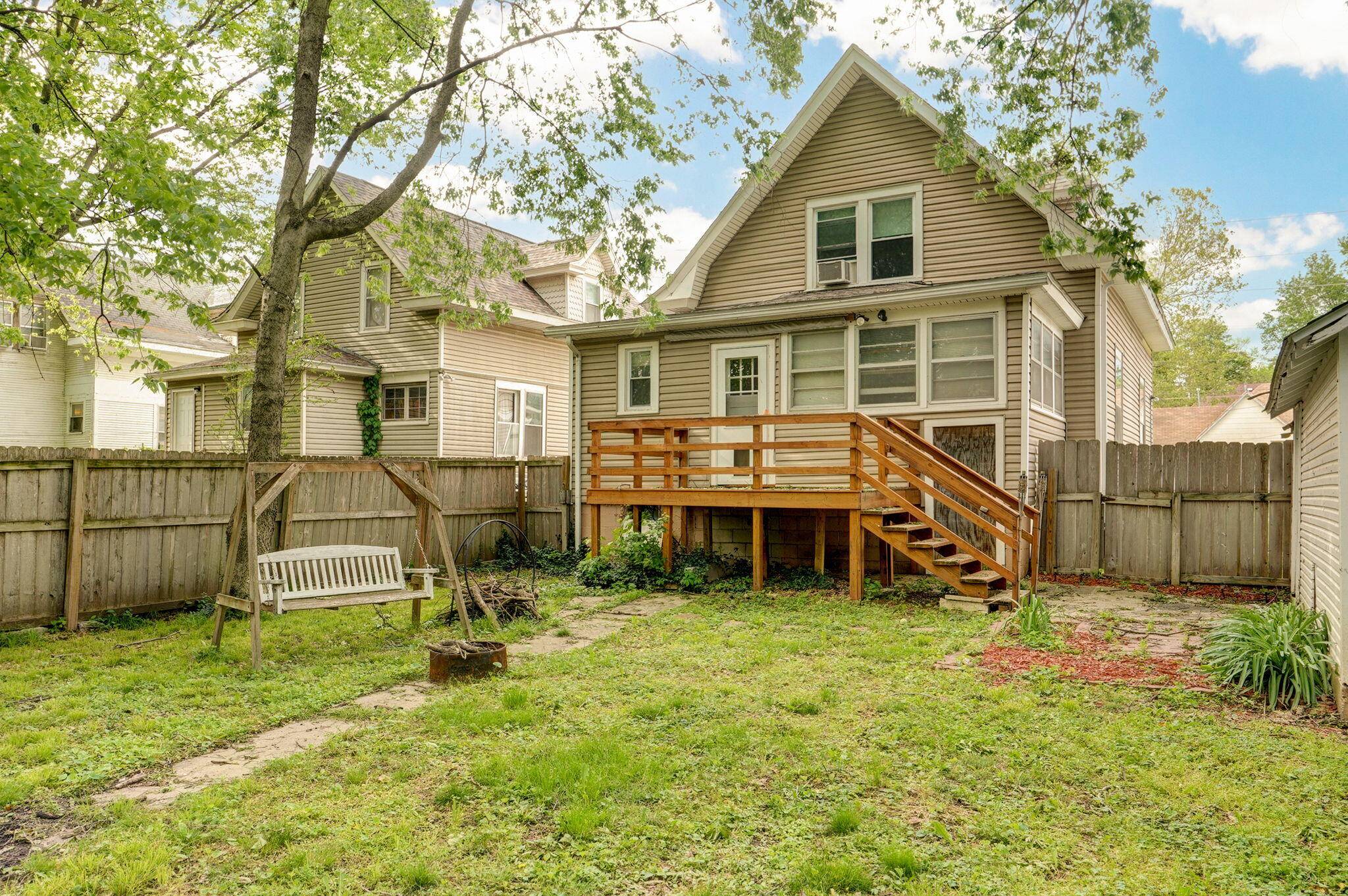 Springfield, MO 65803,606 W Locust ST