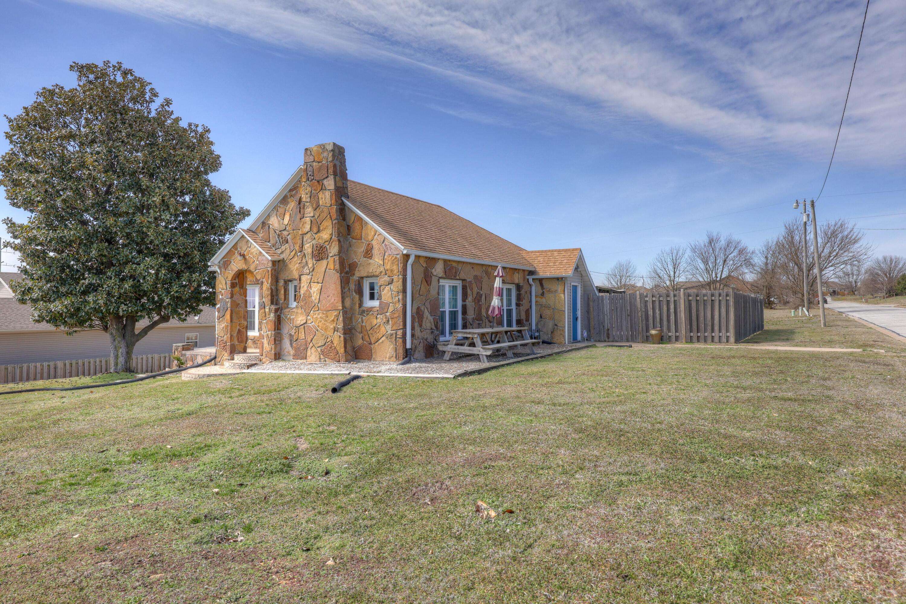 2502 S Tyler AVE, Joplin, MO 64804