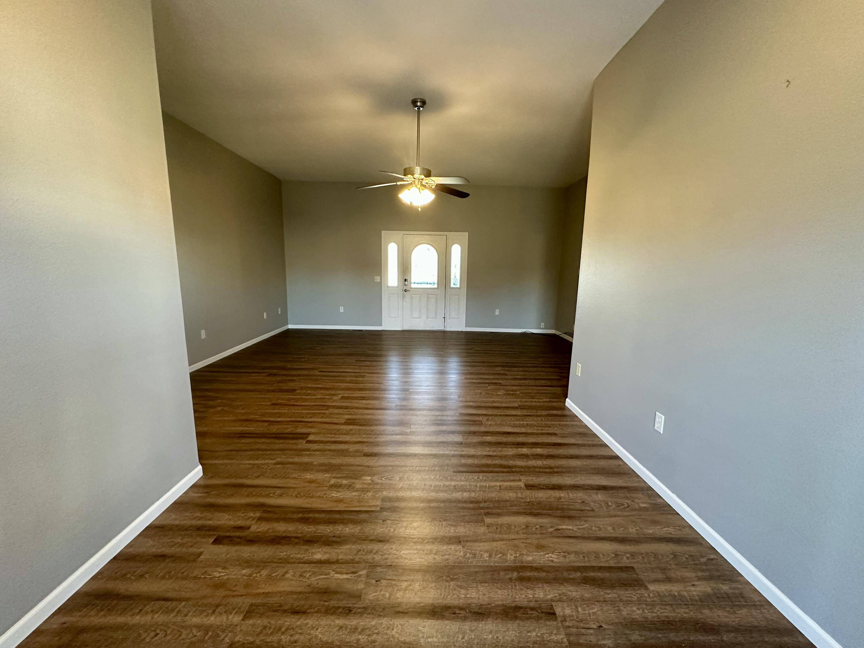 Marshfield, MO 65706,950 Woodhurst DR