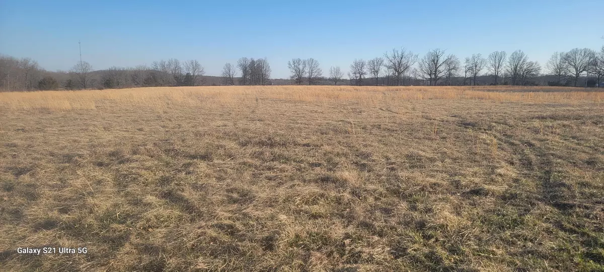 Macomb, MO 65702,000 Mcintosh RD