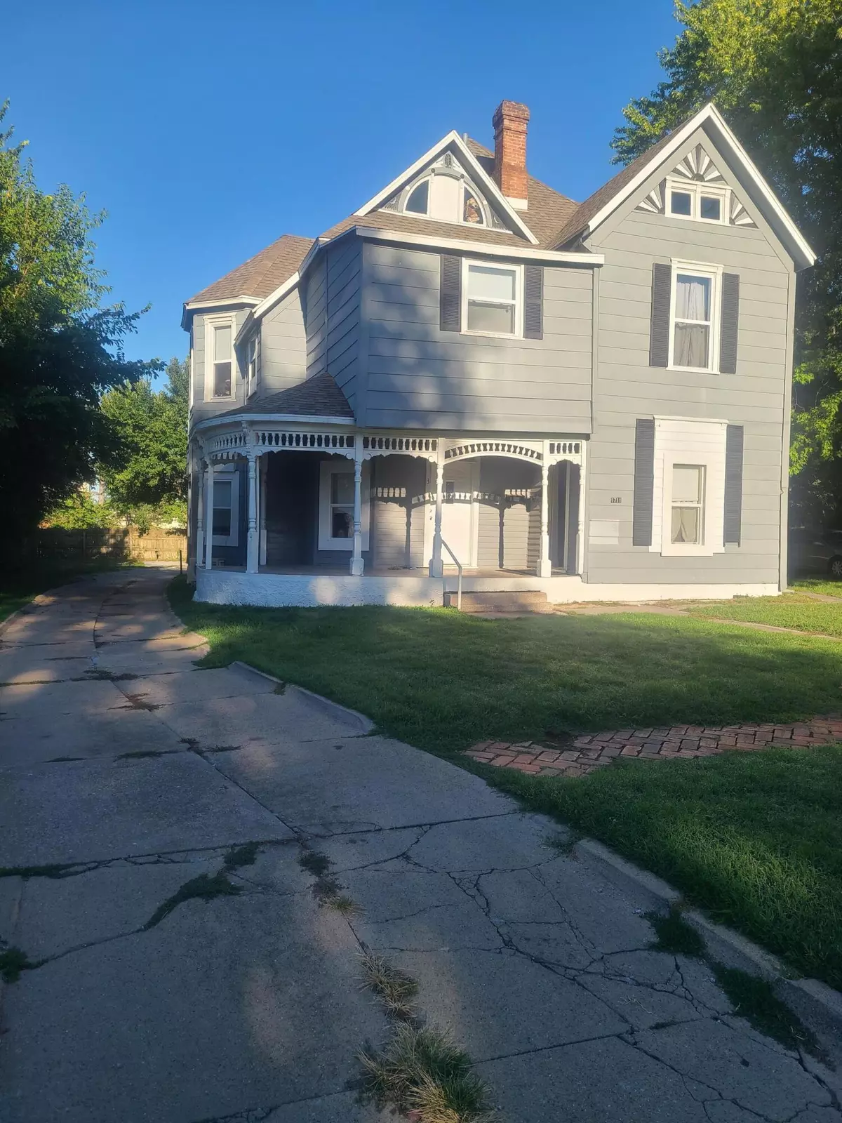 Springfield, MO 65803,1711 N Washington AVE