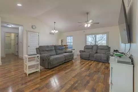 Shell Knob, MO 65747,23403 Green Shores DR