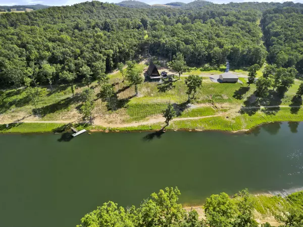 Gainesville, MO 65655,84 County Road 104