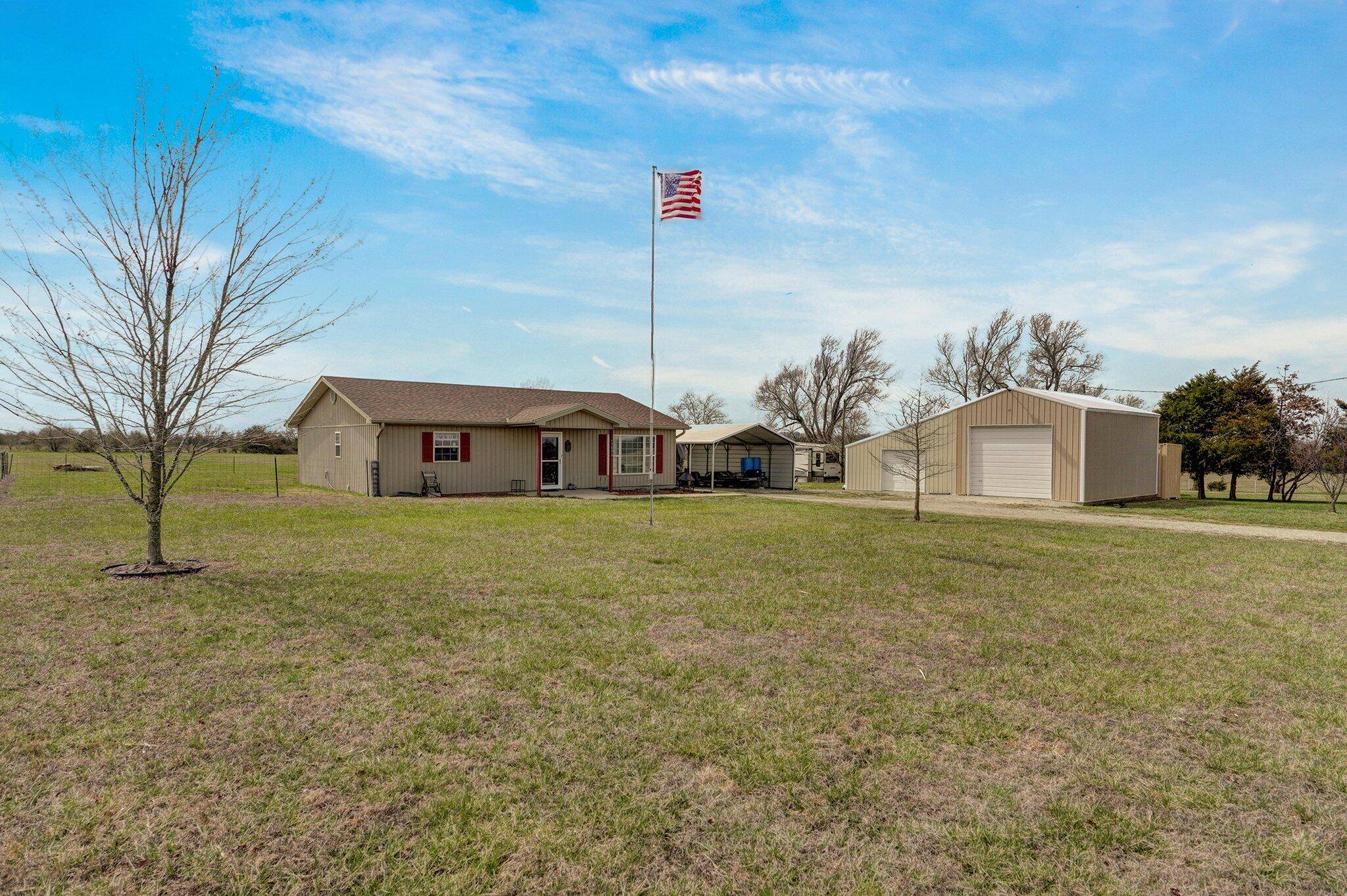 17096 Highway P, Verona, MO 65769