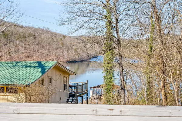 Forsyth, MO 65653,208 Harvard DR