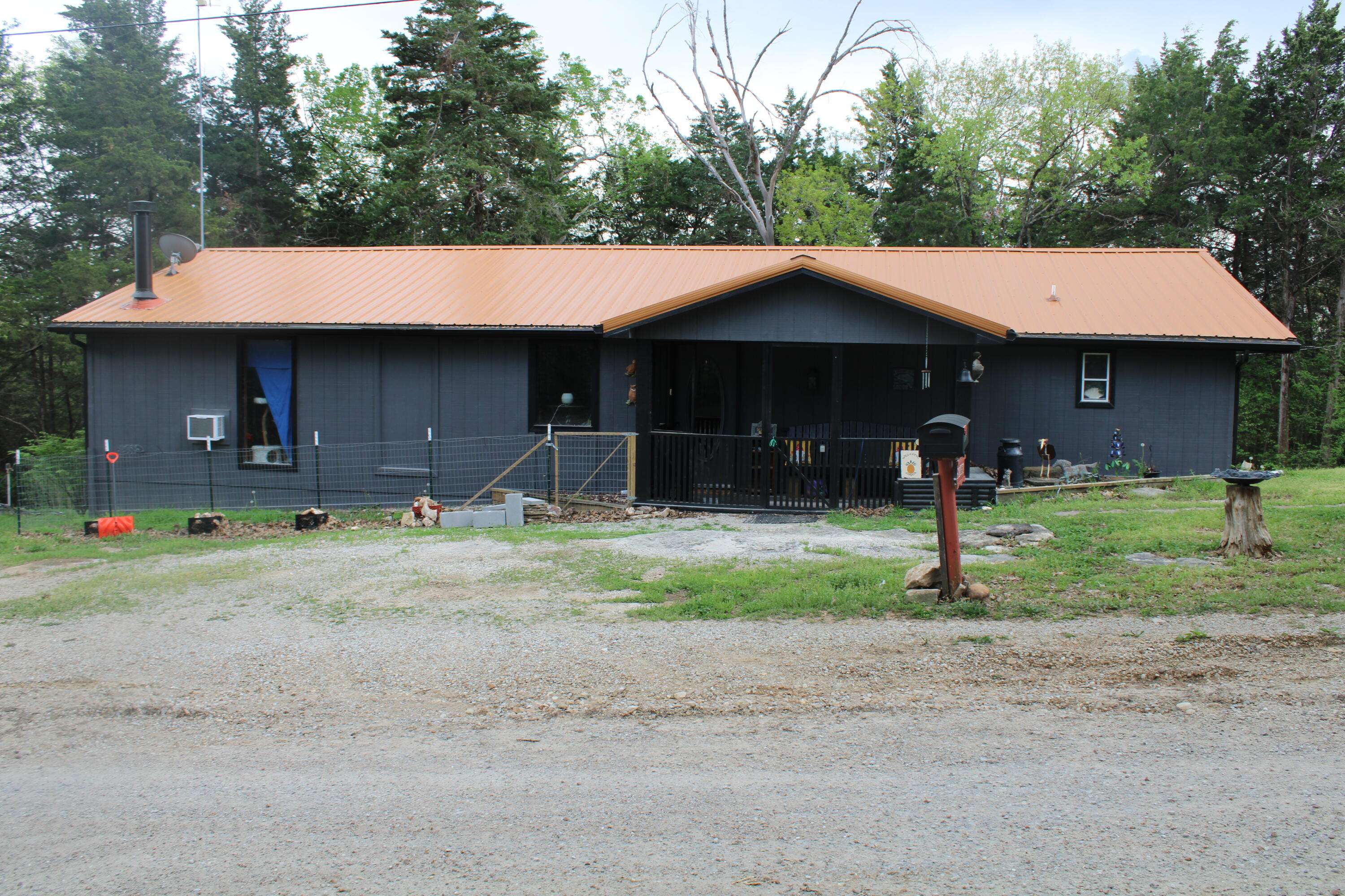 20494 Avery RD, Warsaw, MO 65355
