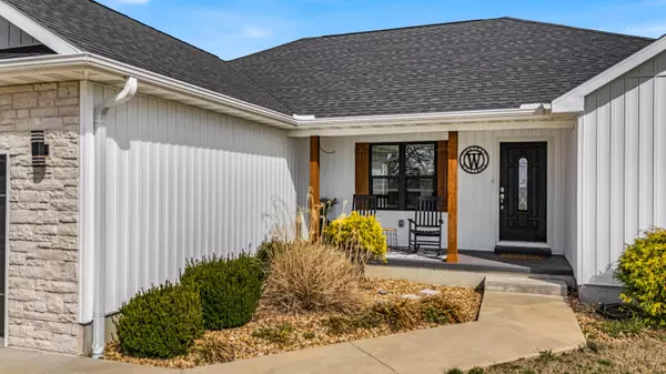 Pomona, MO 65789,5400 Private Road 1351