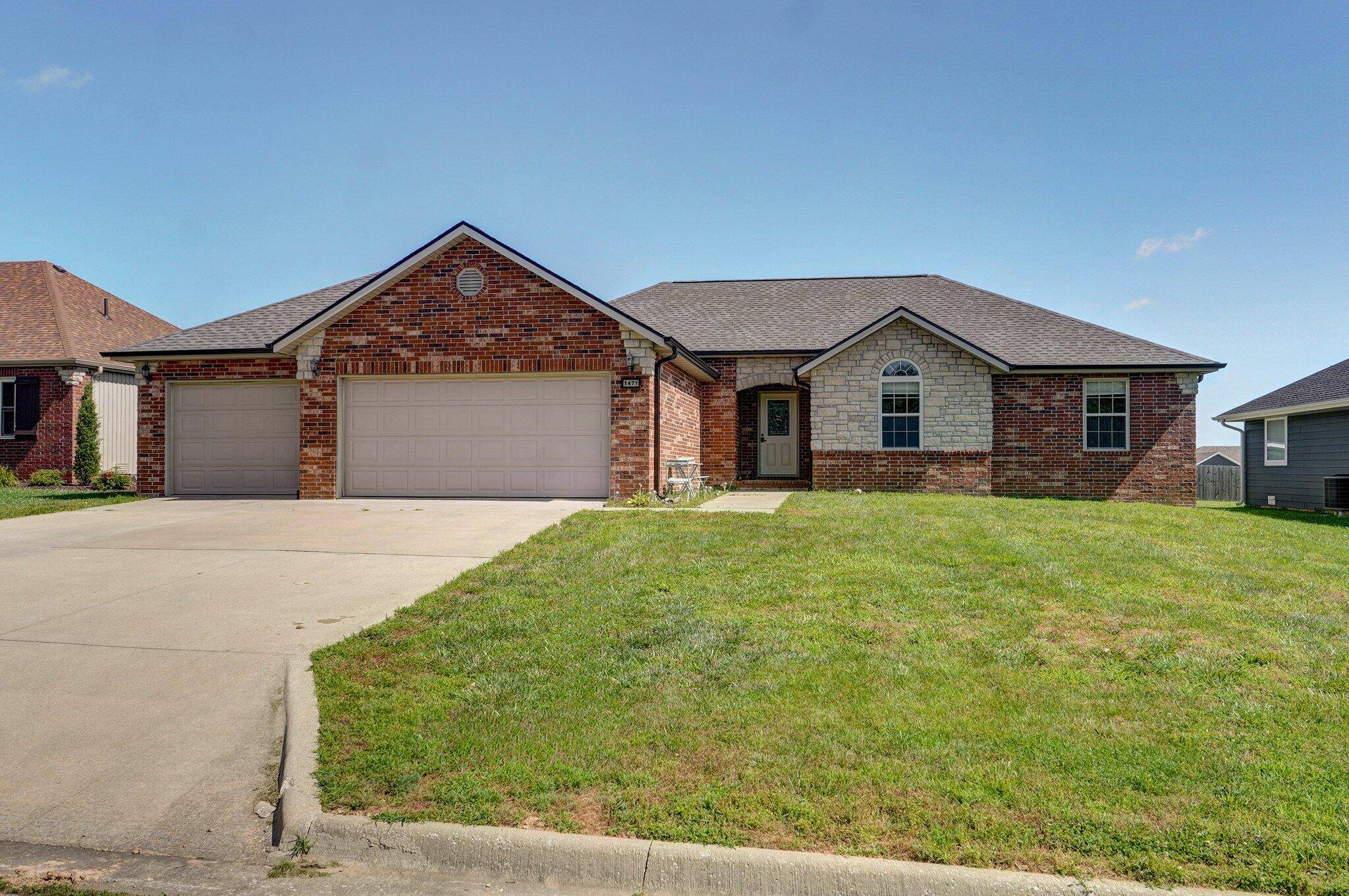 1471 Woodland RD, Marshfield, MO 65706