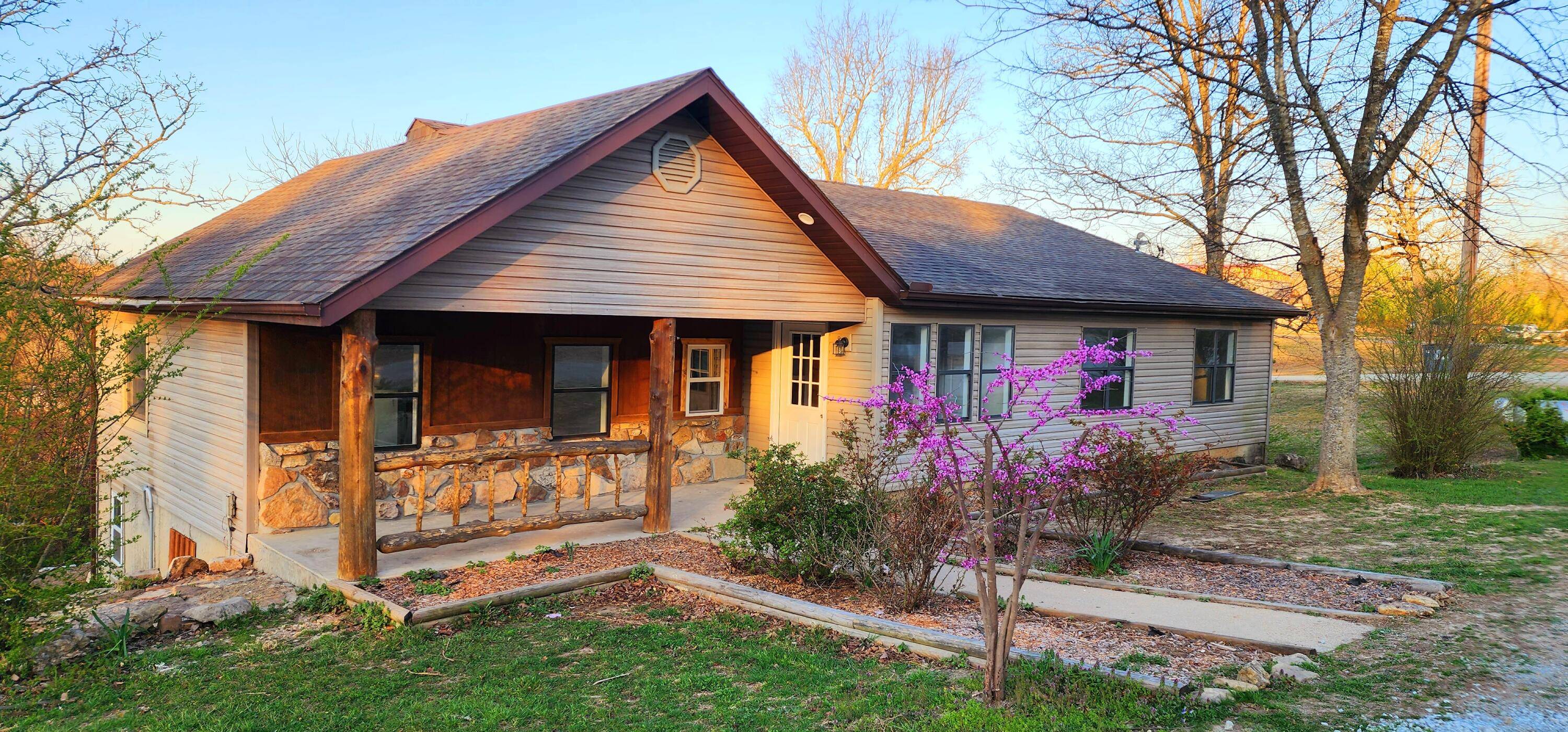 Gainesville, MO 65655,1441 County Road 806