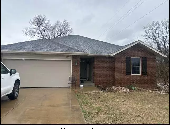 3295 E Colonial ST, Republic, MO 65738