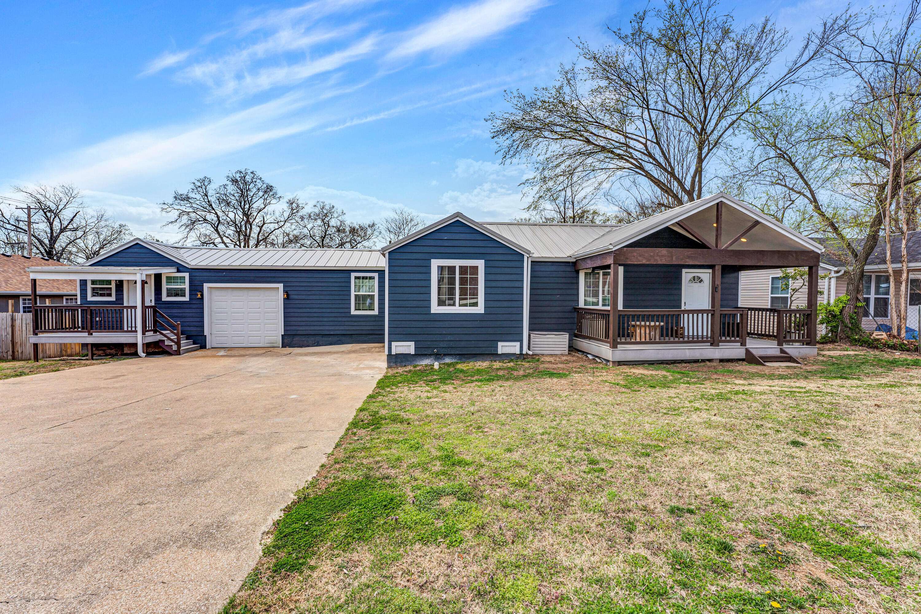 Branson, MO 65616,504 Brown ST
