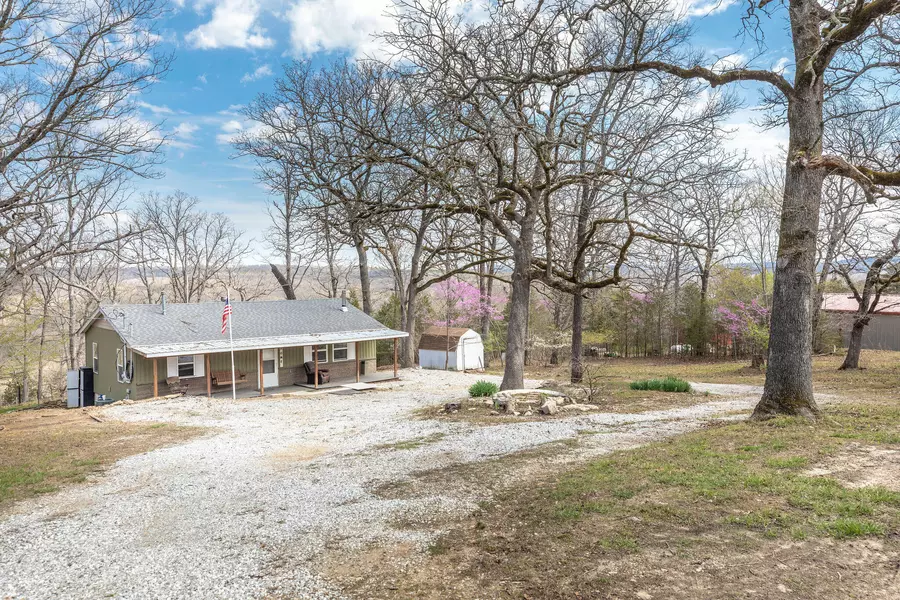 1219 Blackwell Ferry RD, Kirbyville, MO 65679