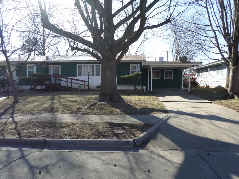 720 W University ST, Springfield, MO 65807