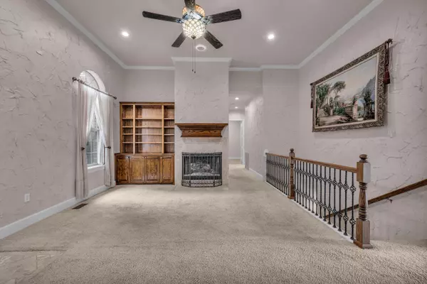 West Plains, MO 65775,3607 Quail Run RD