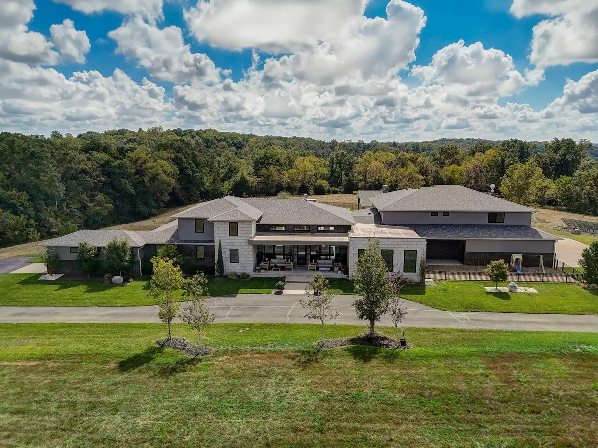Nixa, MO 65714,1418 S Kelby Pkwy