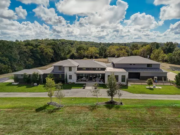 1418 S Kelby Pkwy, Nixa, MO 65714