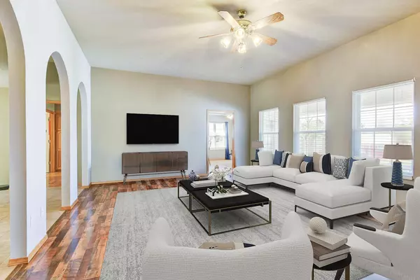 Billings, MO 65610,114 Evan RD