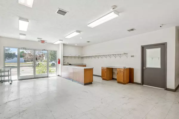 Republic, MO 65738,220 N Cedar AVE