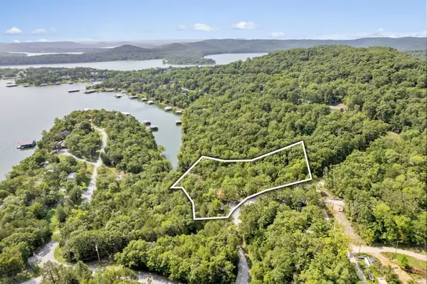 Galena, MO 65656,244 Skyline DR