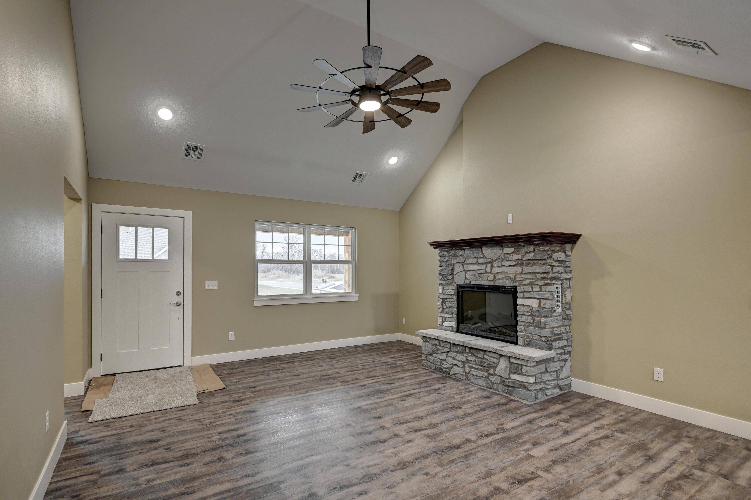 Neosho, MO 64850,17911 Kirksville Road