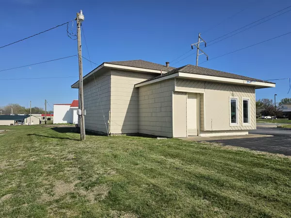 El Dorado Springs, MO 64744,119 W 54 HWY