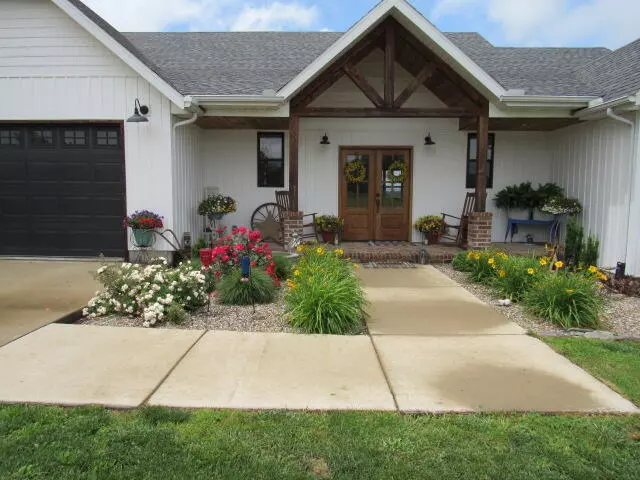 Norwood, MO 65717,2799 Sparks RD