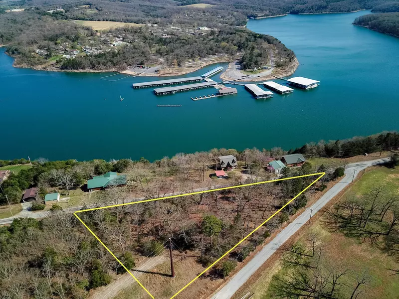 000 Farm Road 2250, Golden, MO 65658