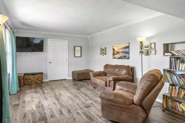 Springfield, MO 65803,1439 E Mcclernon ST