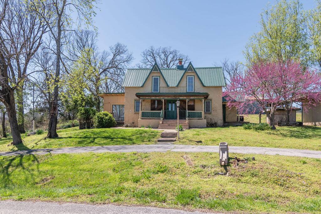 Cape Fair, MO 65624,4021 Flat Creek RD
