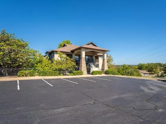 Branson West, MO 65737,1037 Golf DR #3