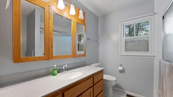 Cassville, MO 65625,1421 Oakhill DR