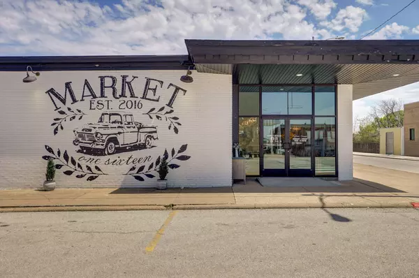 Buffalo, MO 65622,104 Cedar DR