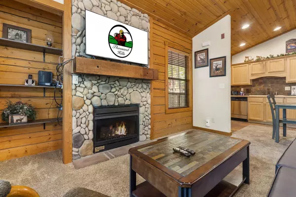 Branson, MO 65616,283 Oak Ridge RD