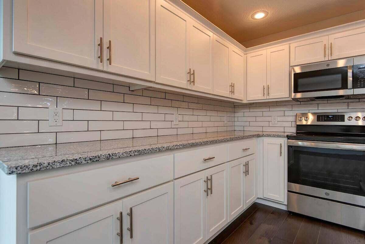 Nixa, MO 65714,846 E Virginia LN #Lot 204