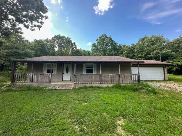 5562 Private Road 2023, West Plains, MO 65775