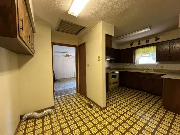 Cabool, MO 65689,2479 M Highway