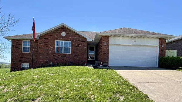2406 W Heritage DR, Ozark, MO 65721