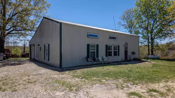 West Plains, MO 65775,7260 County Road 9580