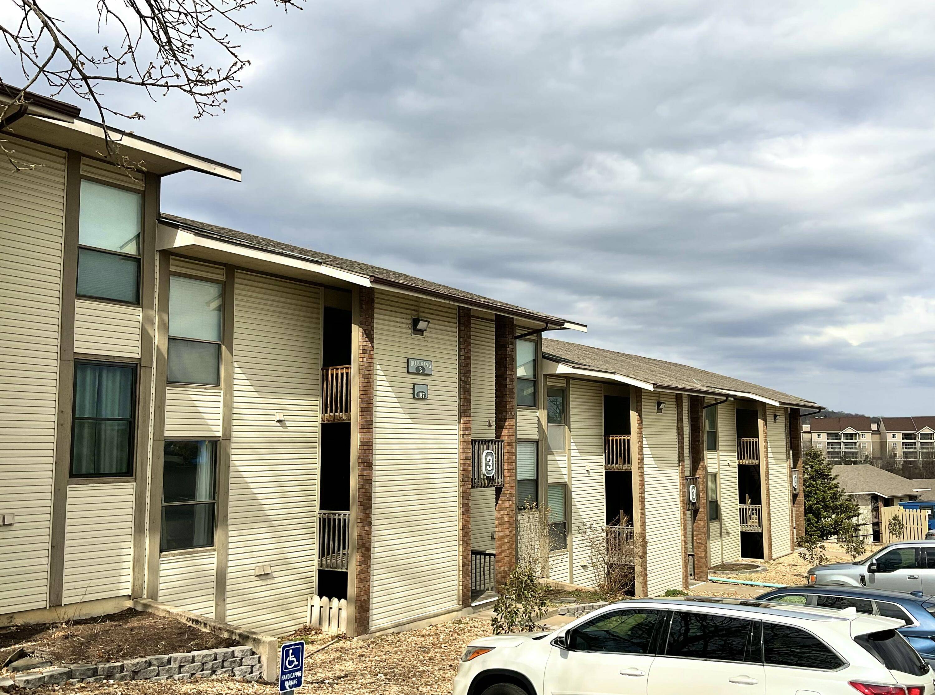 Branson, MO 65616,187 Clubhouse DR #23
